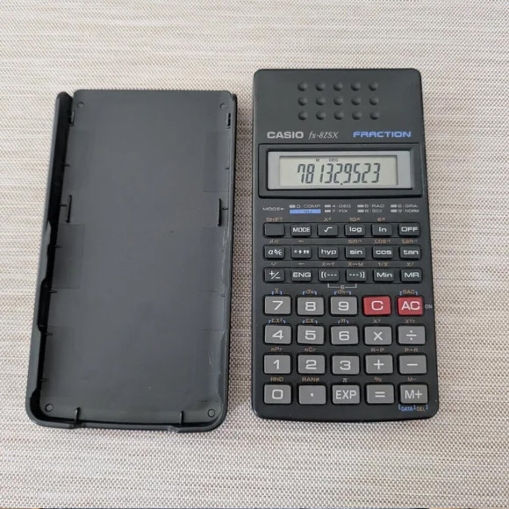 CASIO fx-82SX Fraction Vintage Retro Calculator in Working Order - With Case